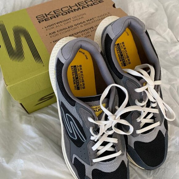 Skechers Sneaker Mens 9.5 Charcoal/ Black GO Run Consistent 2.0 Retro Runner - Picture 6 of 6